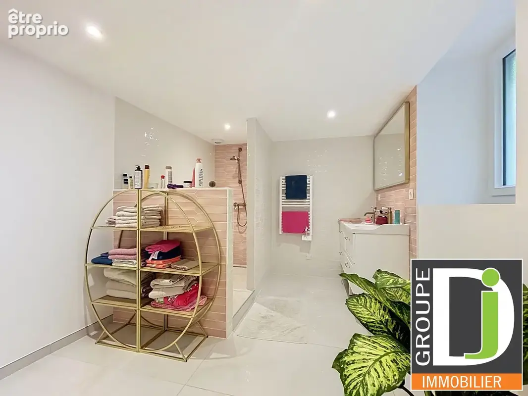 Maison 5 pièces 122 m² à vendre à Etoile-Sur-Rhone (26800) - photo 8