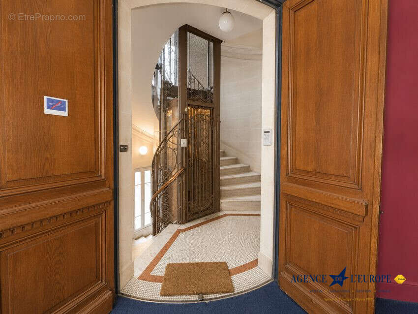 Appartement 62 m² à Vichy  - photo 5
