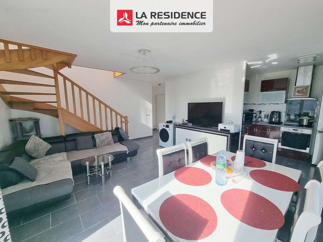 Appartement à STAINS