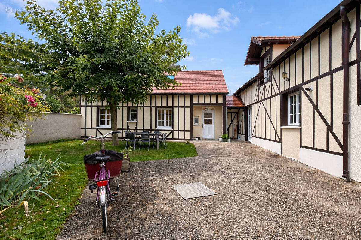 Maison à COYE-LA-FORET