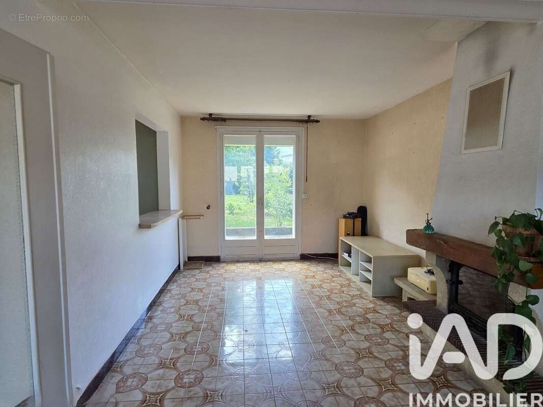 Photo 2 - Maison à AUSSILLON