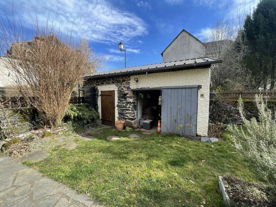 Appartement à PLEAUX