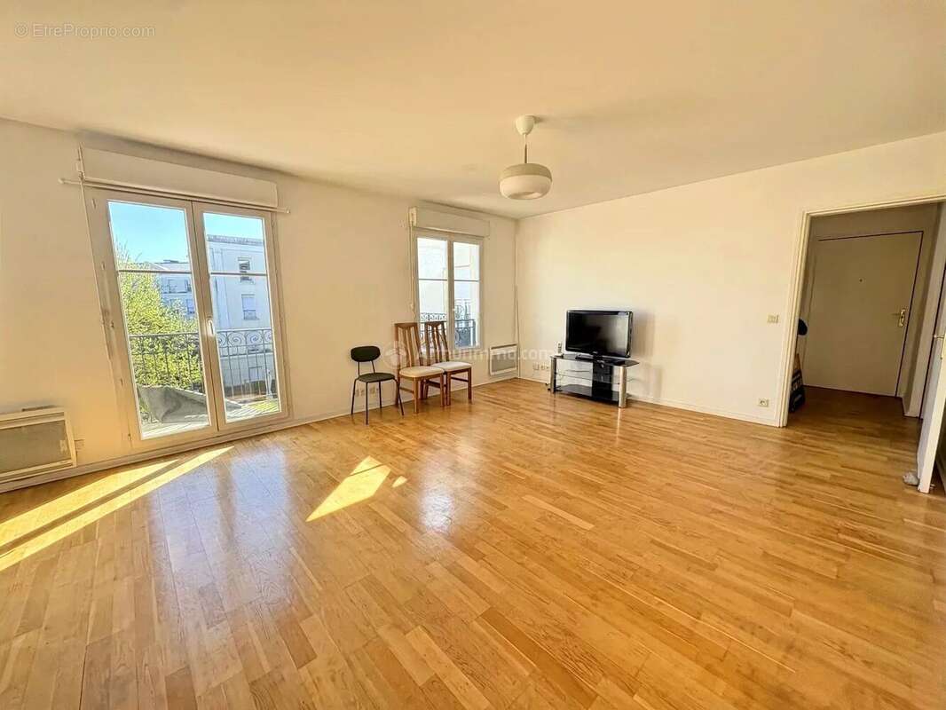 Appartement à SERRIS