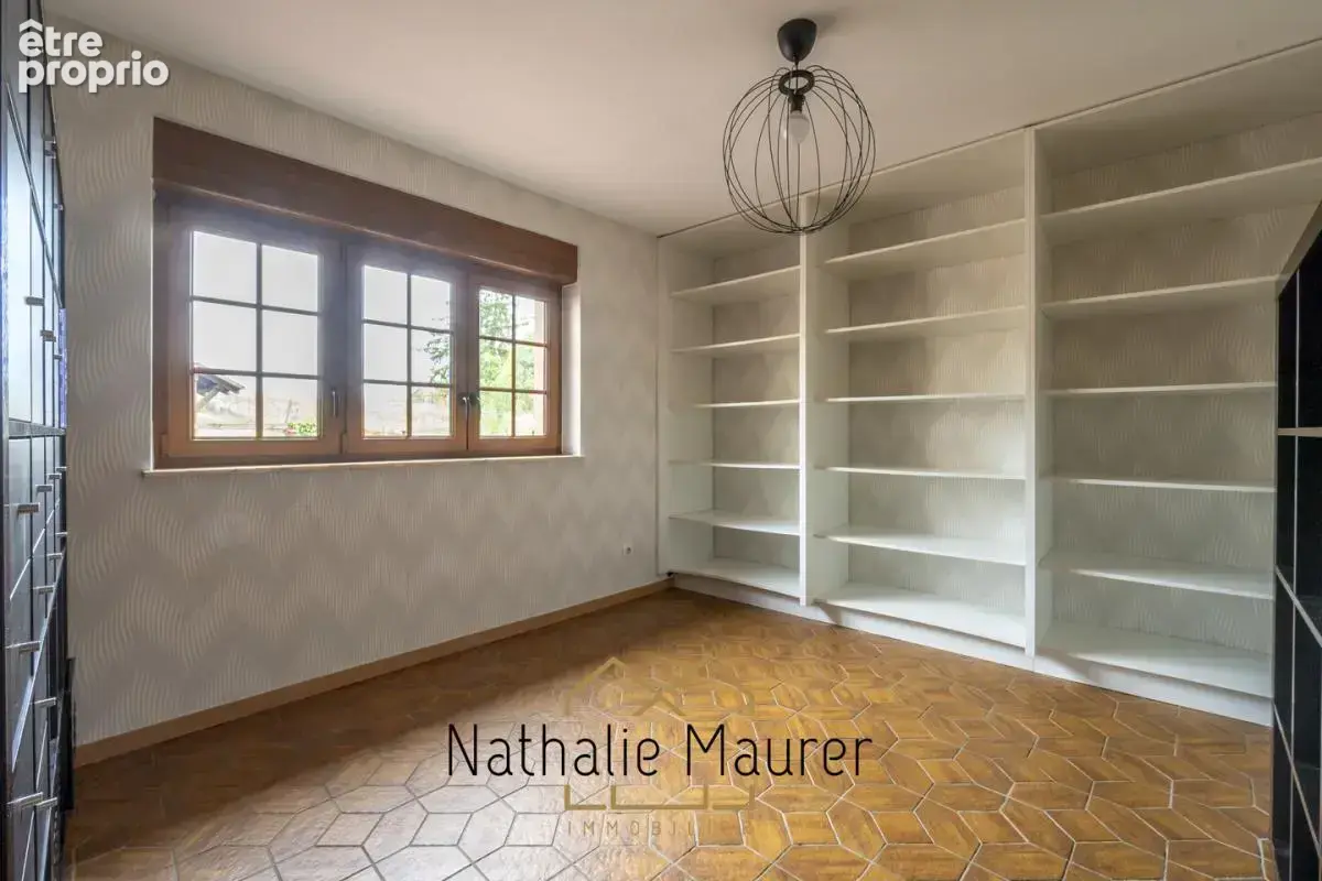 Maison familiale 8 pièces 5 chambres cour dépendances jardin - photo 15