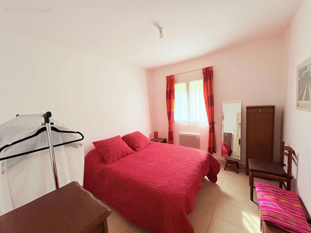 Maison à MIRABEL-AUX-BARONNIES