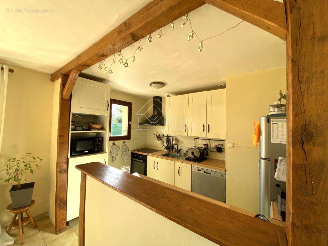 Maison T6 de 106 m² avec séjour cheminée et jardin de 937 m² à Rosny-sur-Seine - photo 12