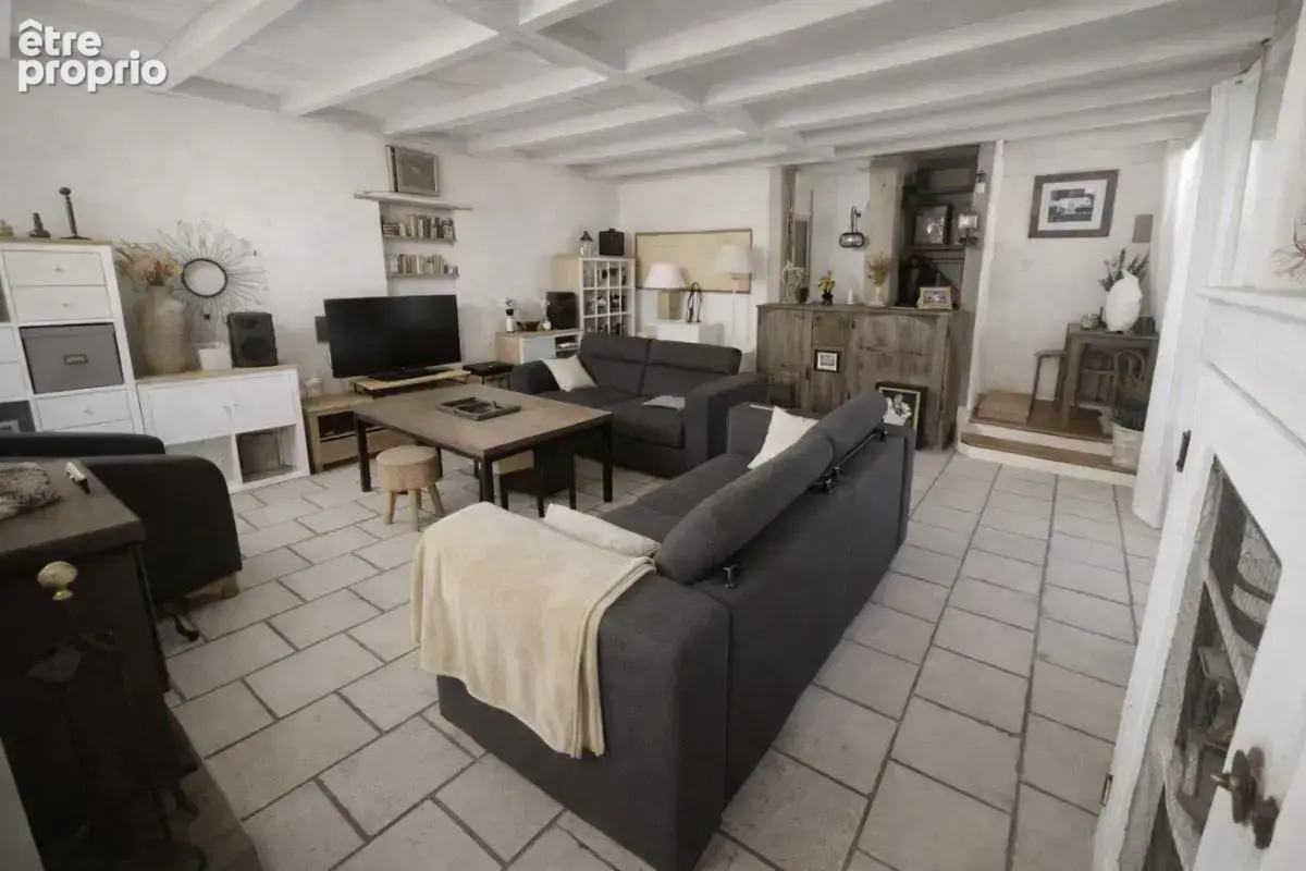 Maison 160 m² à Mervent  - photo 2