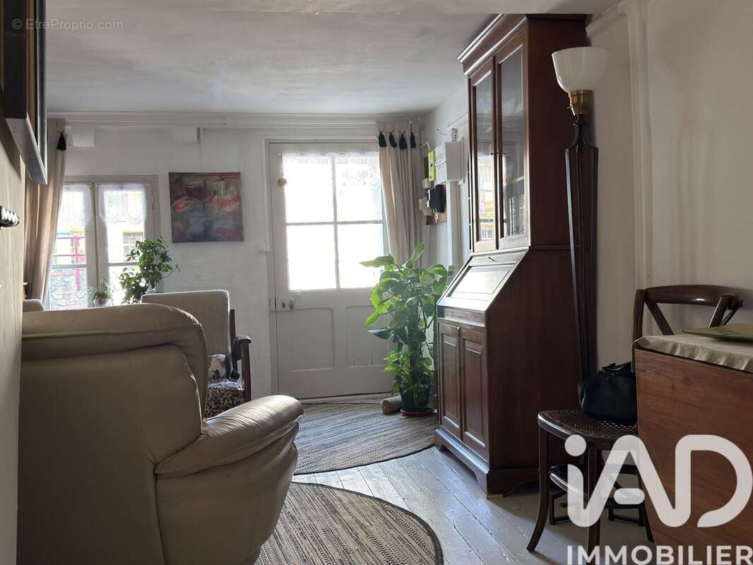 Maison 80 m² à Llauro  - photo 4