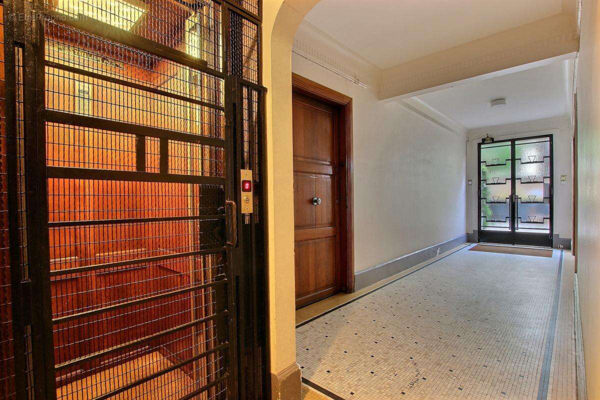 Appartement à BOIS-COLOMBES