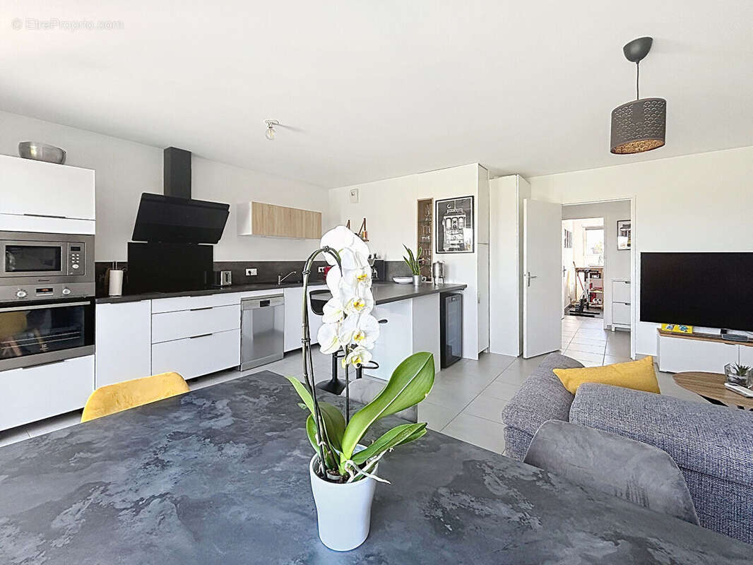 Appartement T3 de 2020, 64,5 m2, terrasse, garage et parking - photo 5