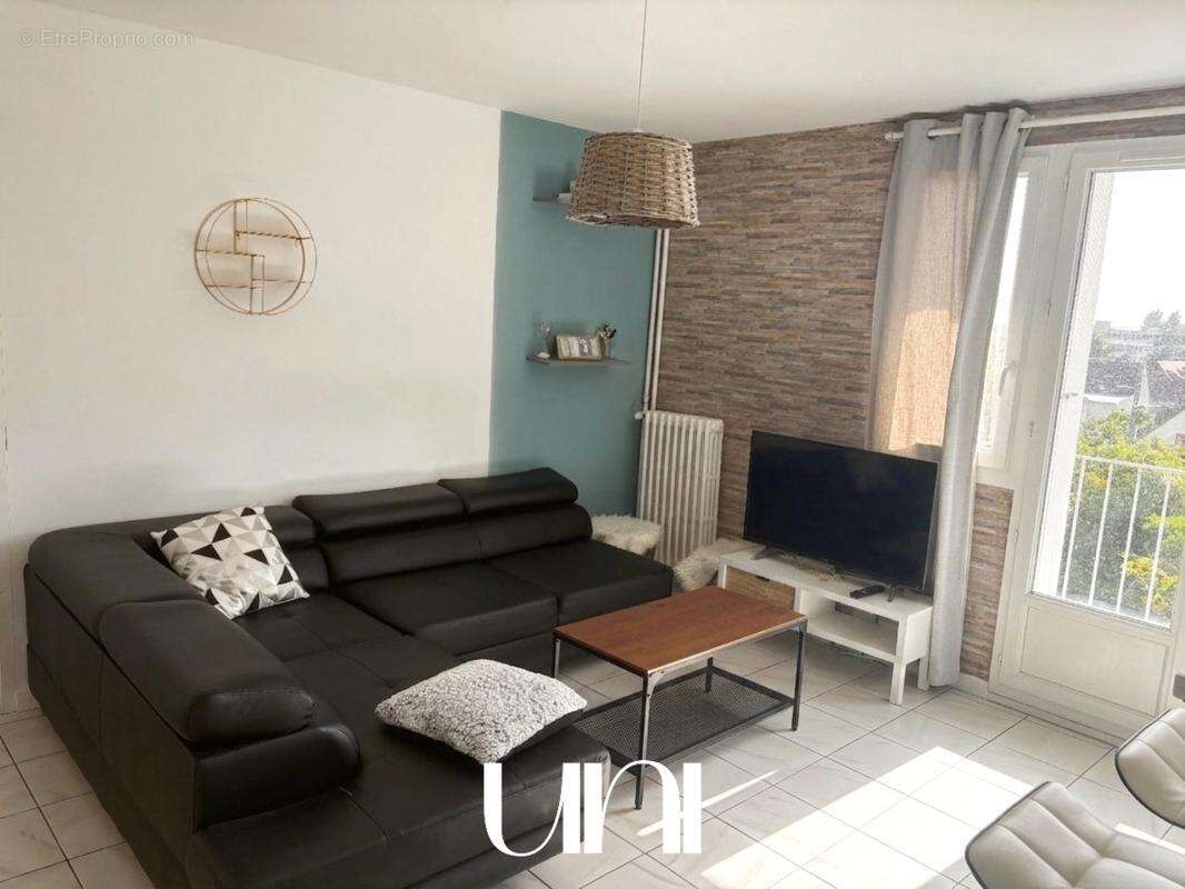 Appartement 5 pièces de 76.8m2 - Caen - photo 2