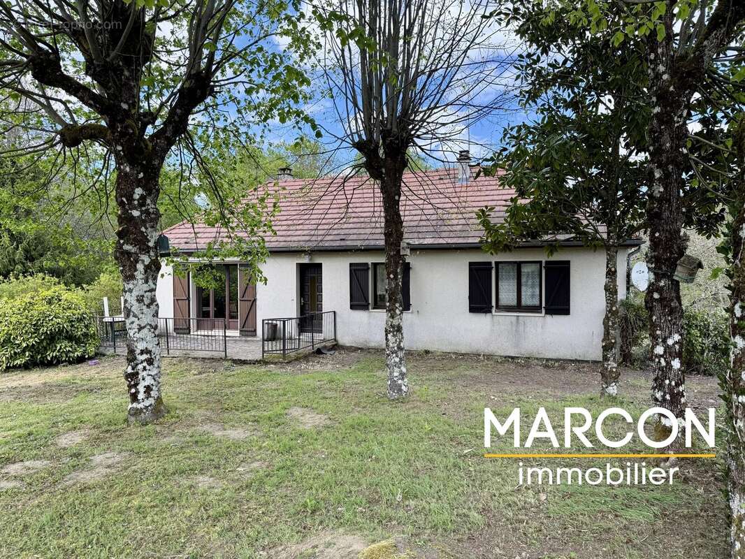 Maison à SAINTE-FEYRE