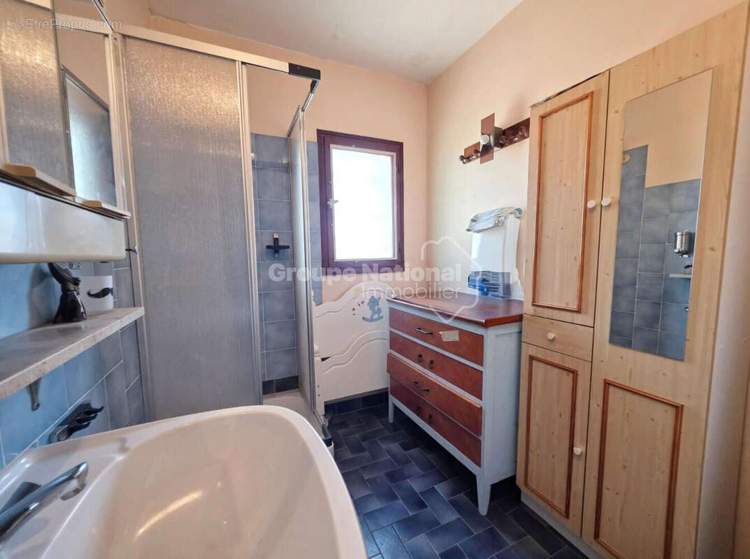 Maison 4 pièces 100 m² - MIRAMAS - photo 12
