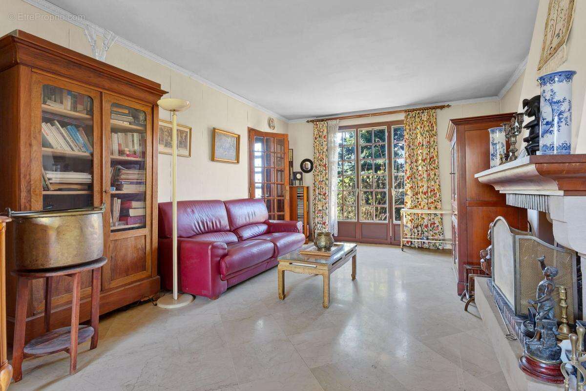 Maison 140 m² sur terrain 572 m² - sous-sol total - photo 4