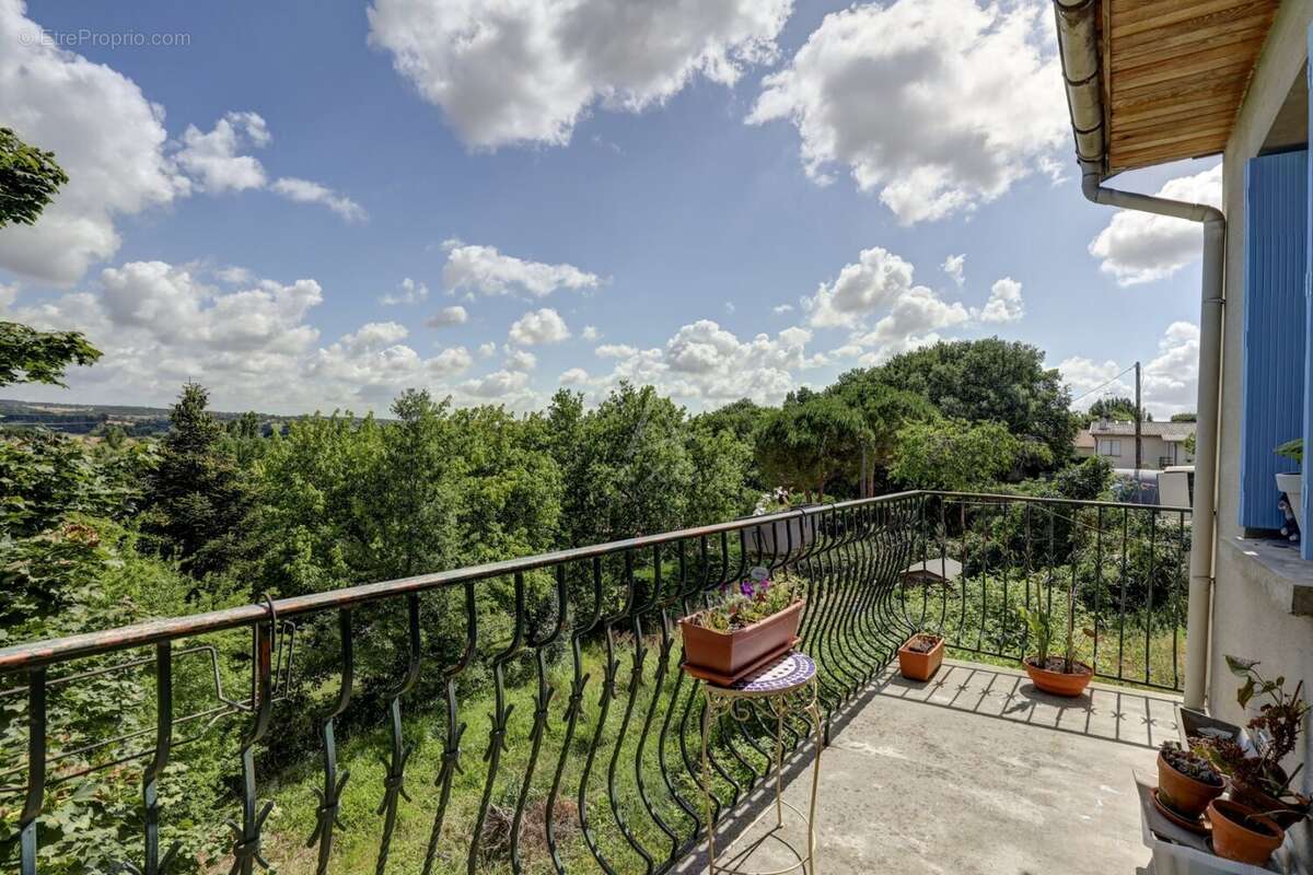 Maison à BRUGUIERES