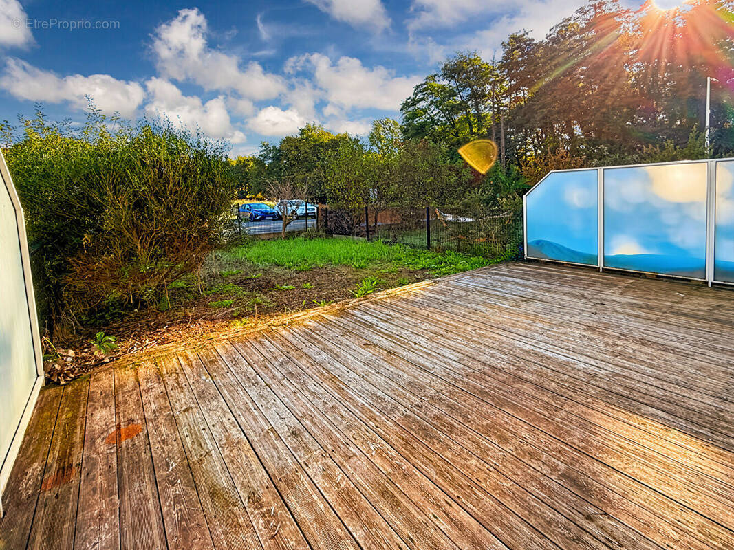 Appartement à VILLENAVE-D&#039;ORNON