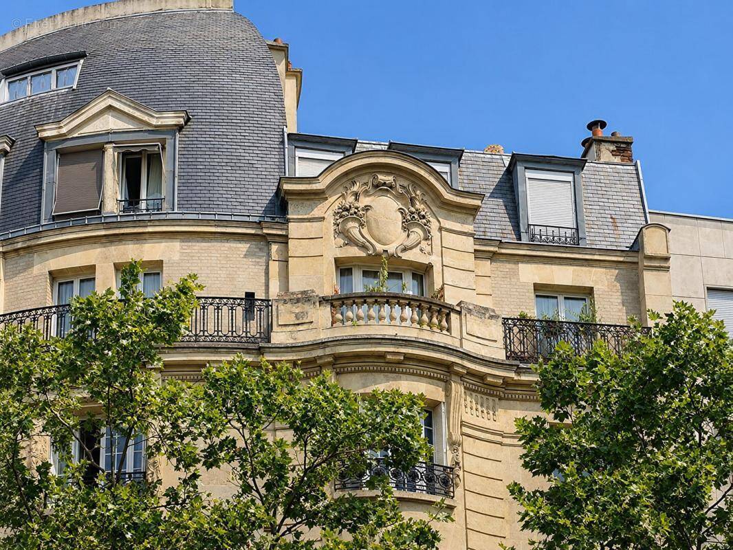 Appartement à PARIS-20E