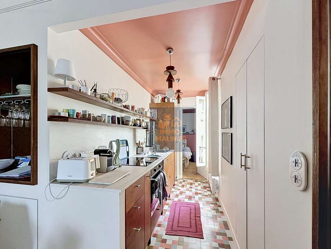 Appartement à PARIS-11E
