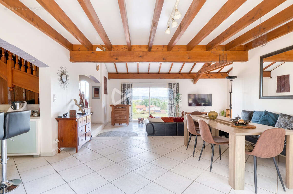 Maison à GRENAY