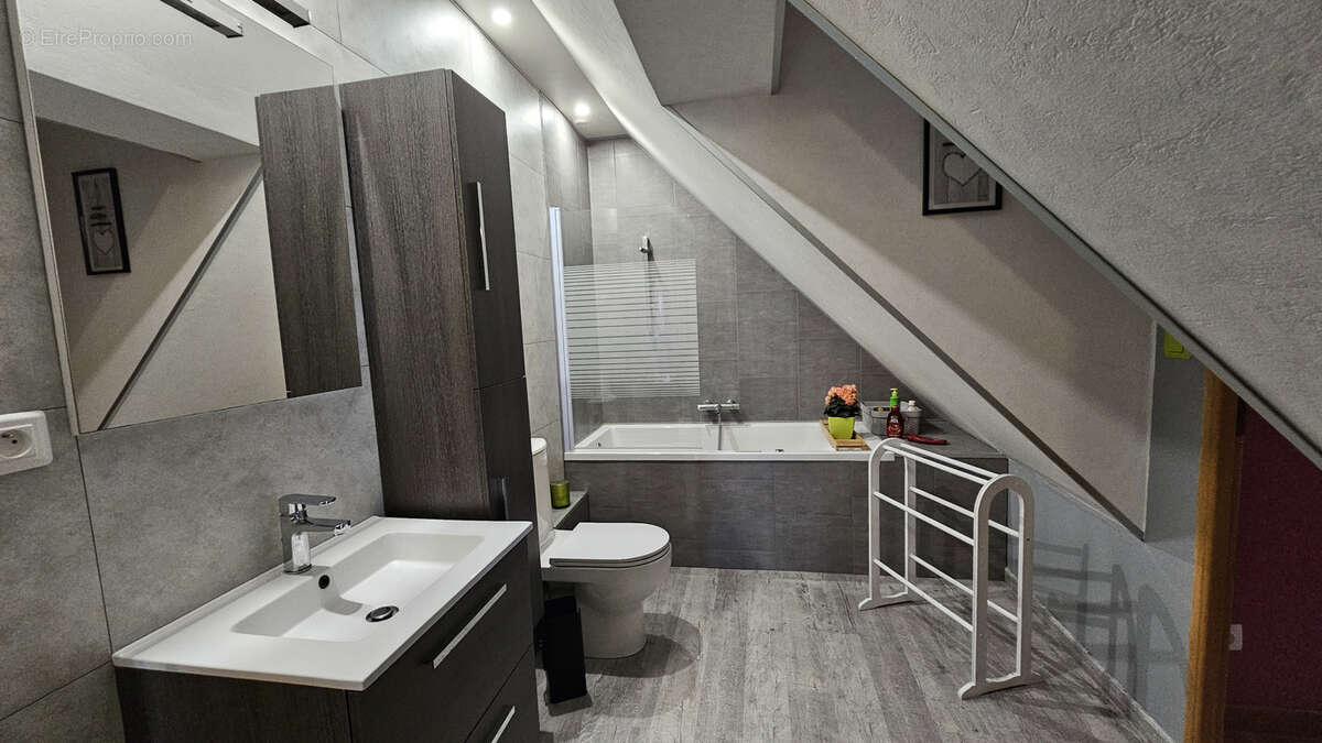 Maison à BACQUEVILLE-EN-CAUX