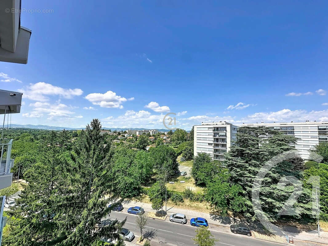 Appartement à SAINTE-FOY-LES-LYON