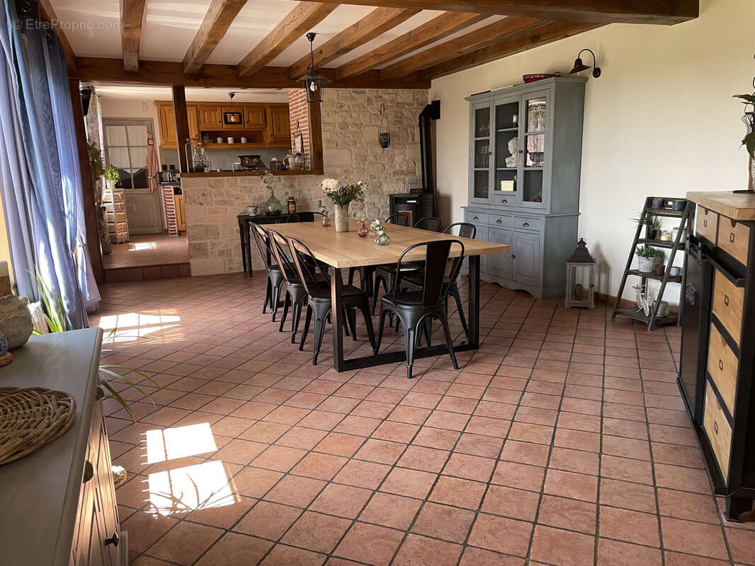 Maison à SAINTE-GENEVIEVE