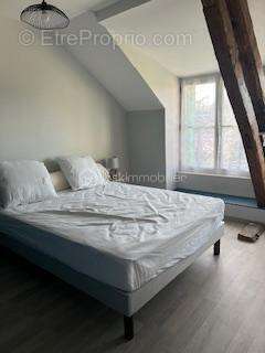 Maison à LE PONT-CHRETIEN-CHABENET