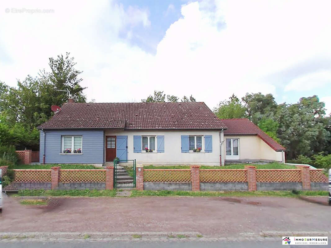 Maison à SAINT-MICHEL-SUR-TERNOISE