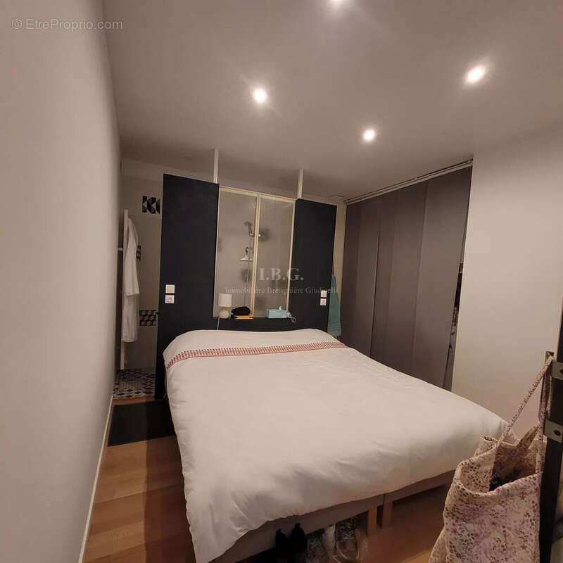 Appartement à MARSEILLE-7E