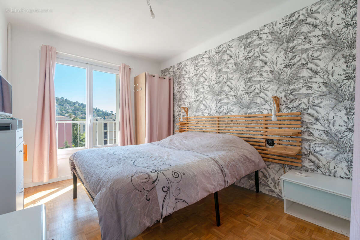 Appartement à HYERES
