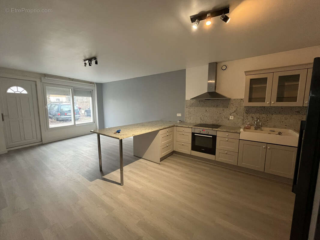 Appartement à SCIEZ