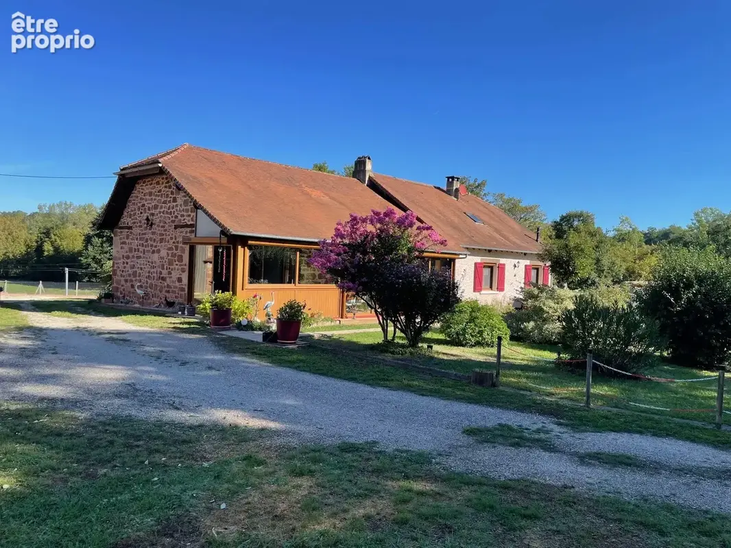 Charmante maison de 3 chambres avec grange, piscine et jardin de 9357m² - photo 12