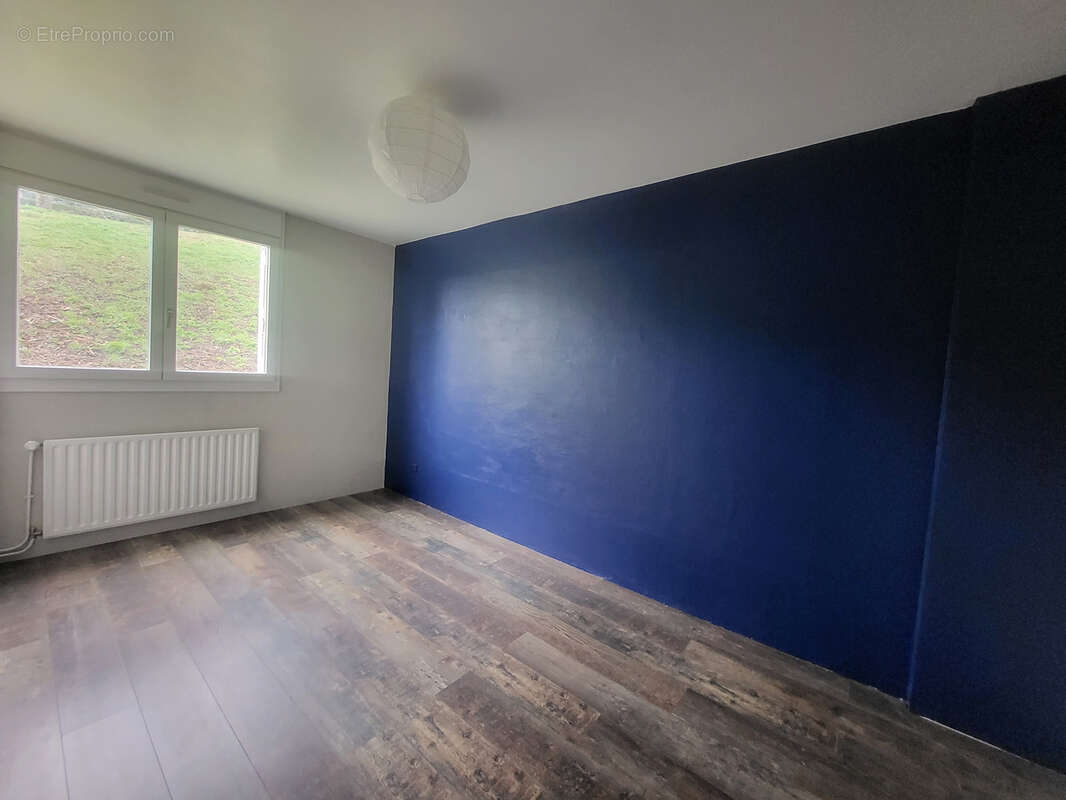 Appartement à NEUVILLE-SUR-SAONE