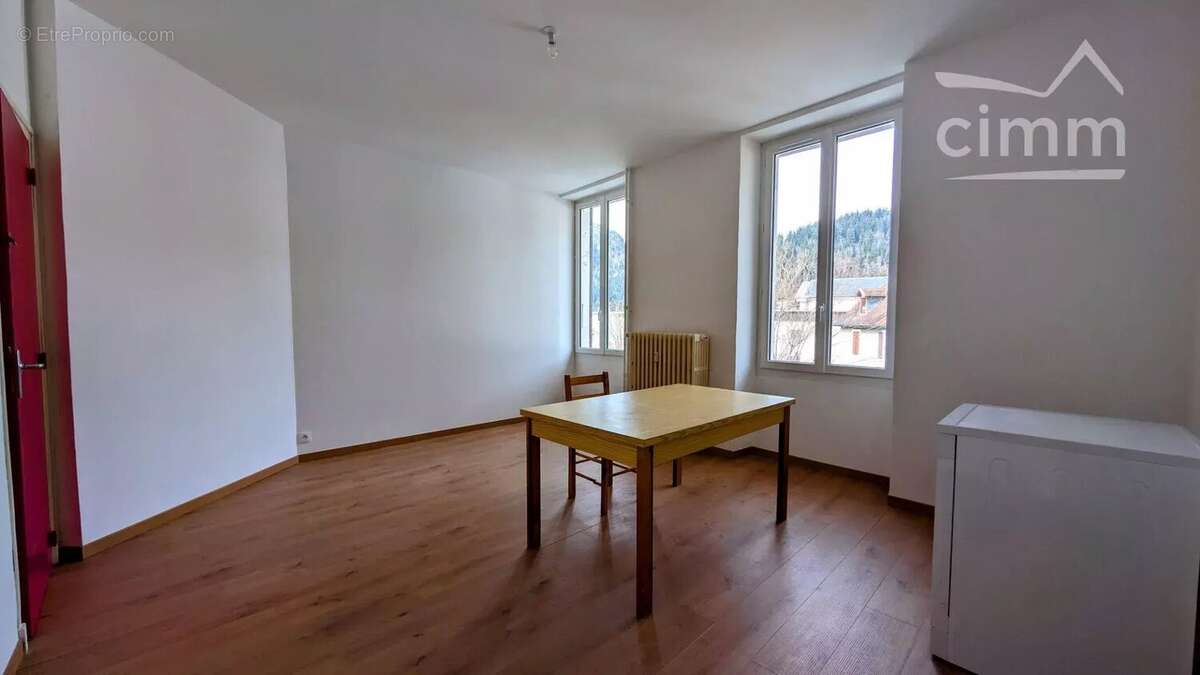 Appartement à SAINT-PIERRE-DE-CHARTREUSE