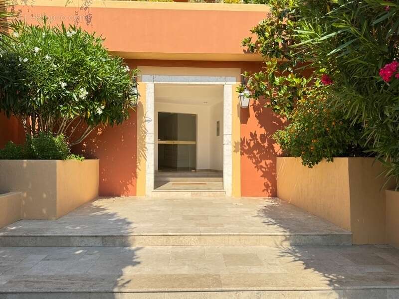 Appartement à FALICON