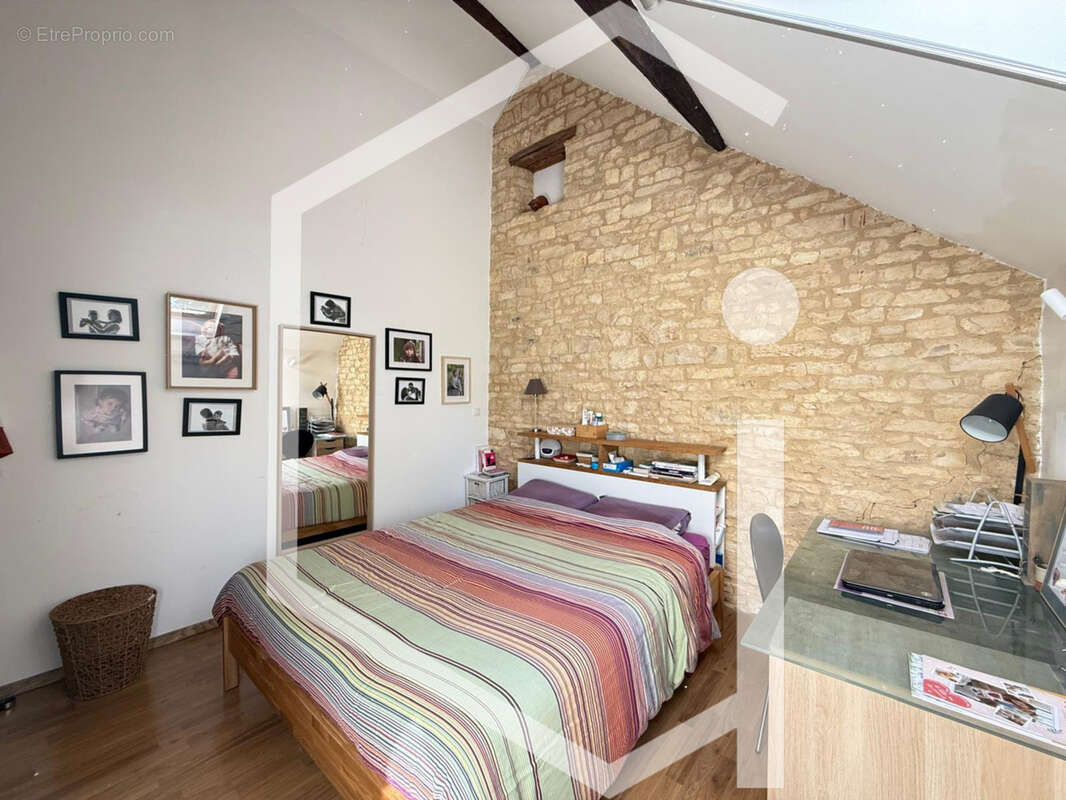 Maison à COSNE-COURS-SUR-LOIRE