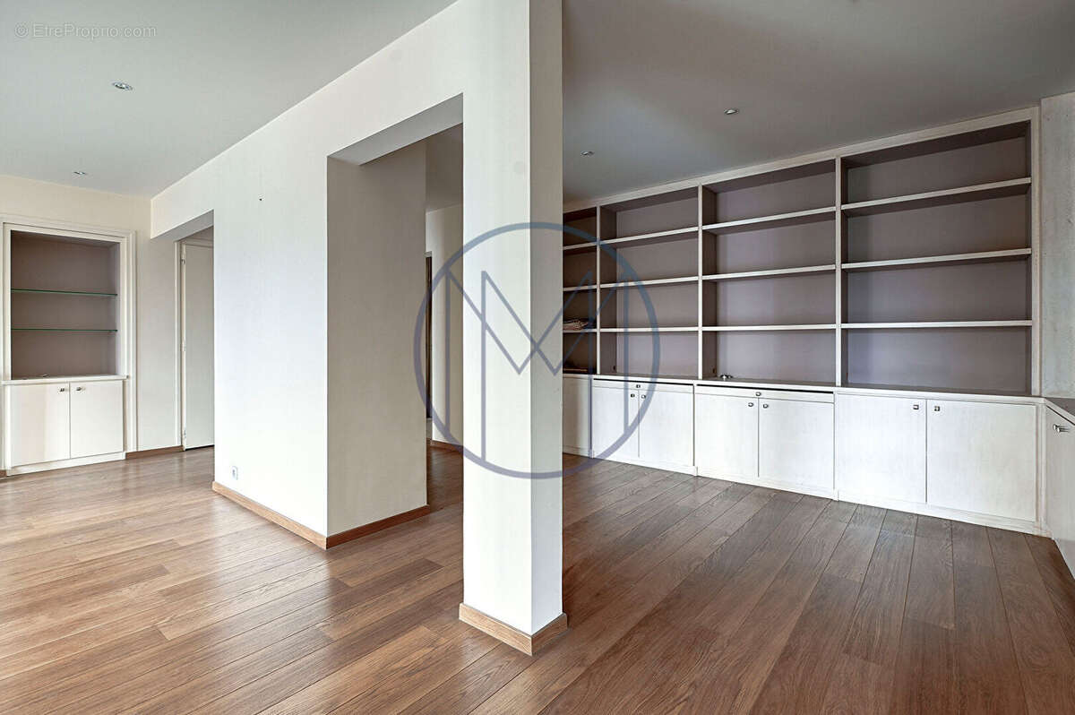 Appartement à VERSAILLES