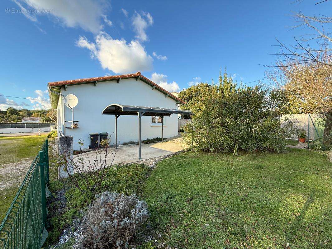 Maison à SAINT-PALAIS-SUR-MER