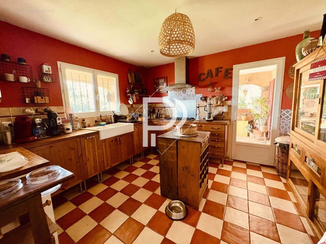 Maison à PLAN-DE-LA-TOUR