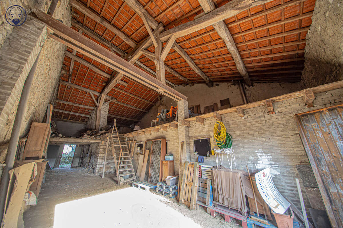 Maison à ABAINVILLE