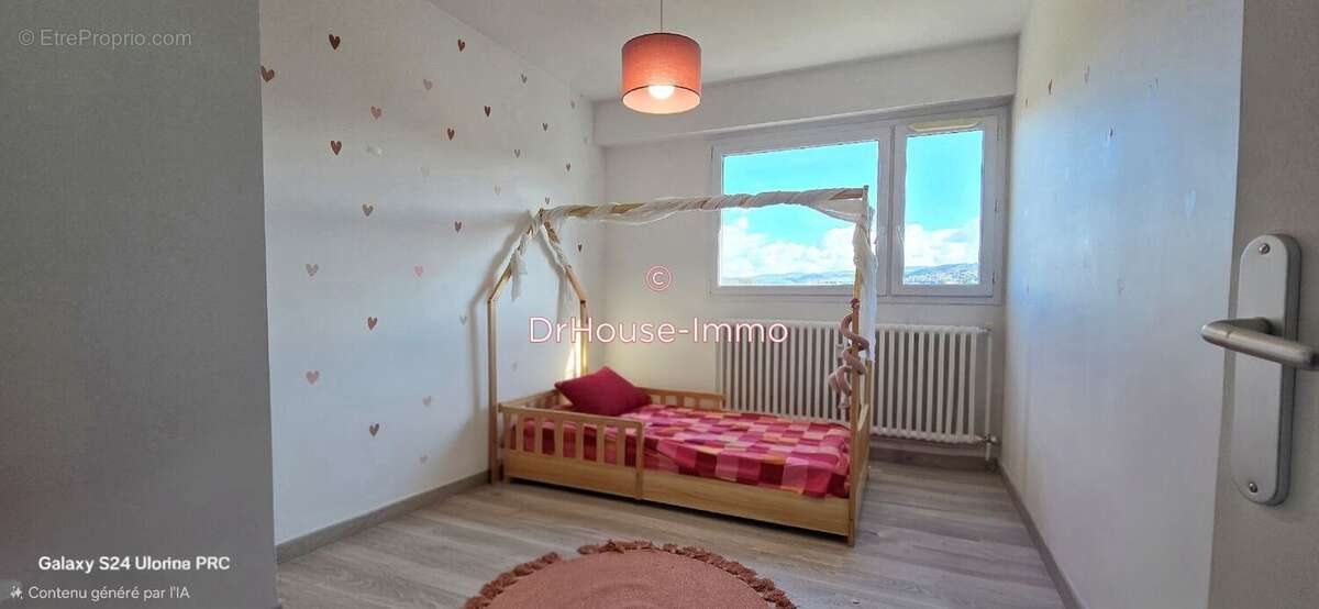 Appartement à FRAISSES