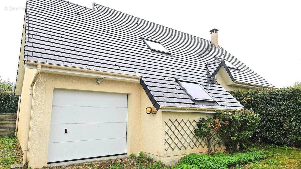 Maison à LE MESNIL-ESNARD