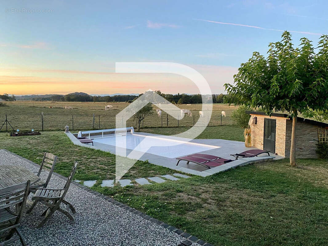 Maison à HAGETAUBIN