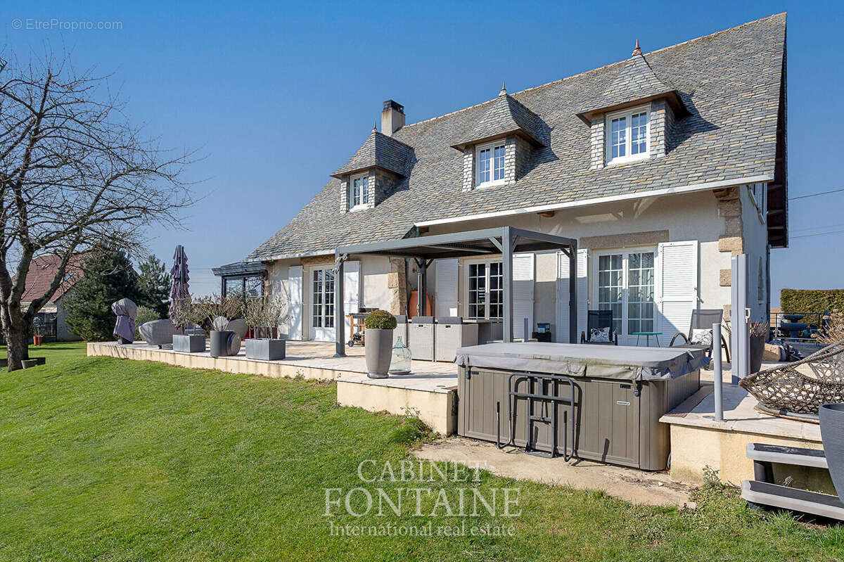 Maison à BRETEUIL