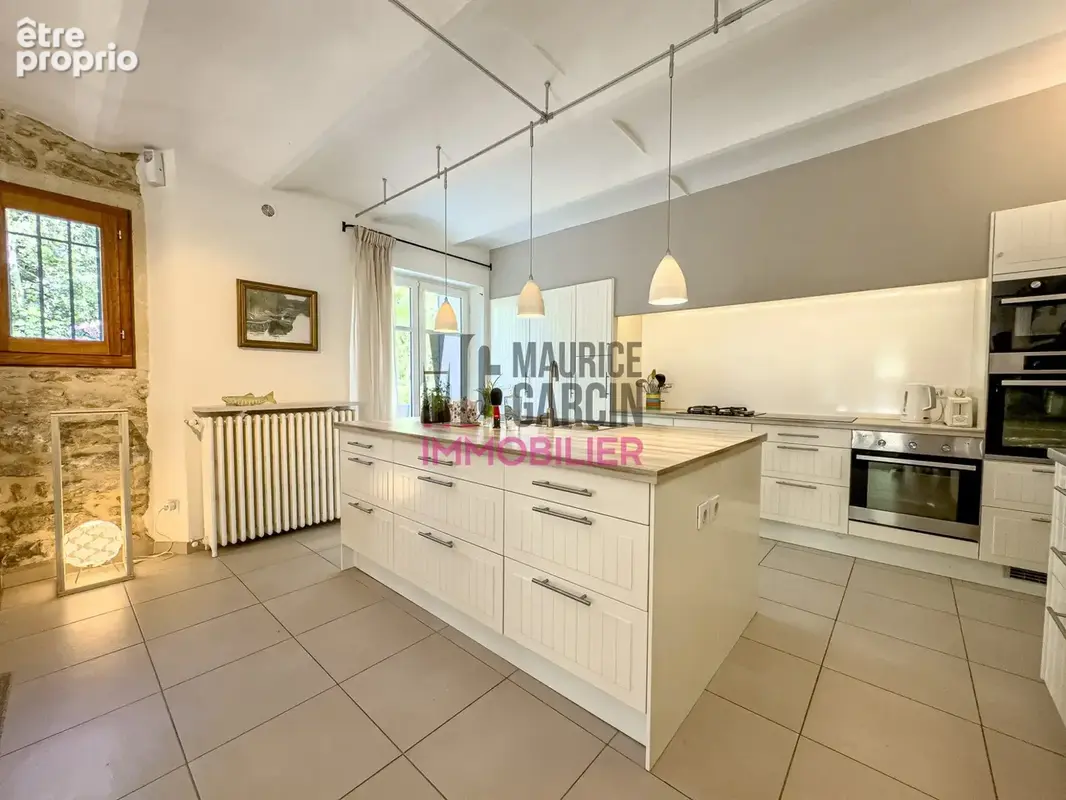 Maison 9 pièces 330 m² à vendre à Pernes-Les-Fontaines (84210) - photo 5