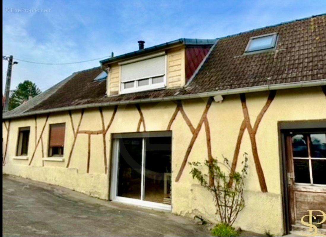 Maison à CORBIE