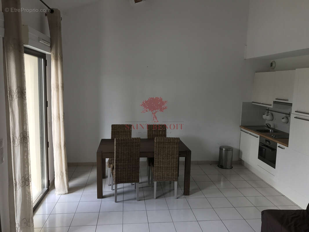 Appartement à GIGNAC