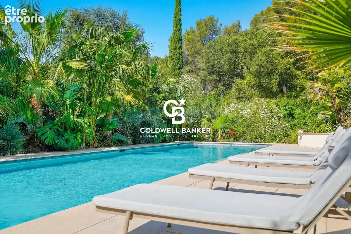 Villa provençale rénovée, avec piscine, à 300 m des plages – 83250 La Londe les Maures - photo 8