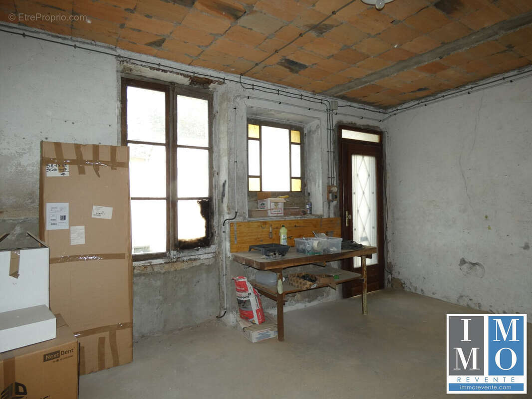 Appartement à SAINT-MARTIN-D&#039;AUXIGNY