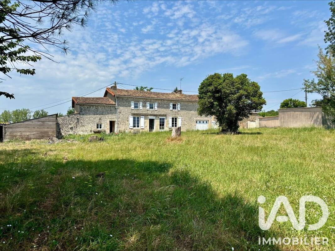 Photo 1 - Maison à ALLONNE